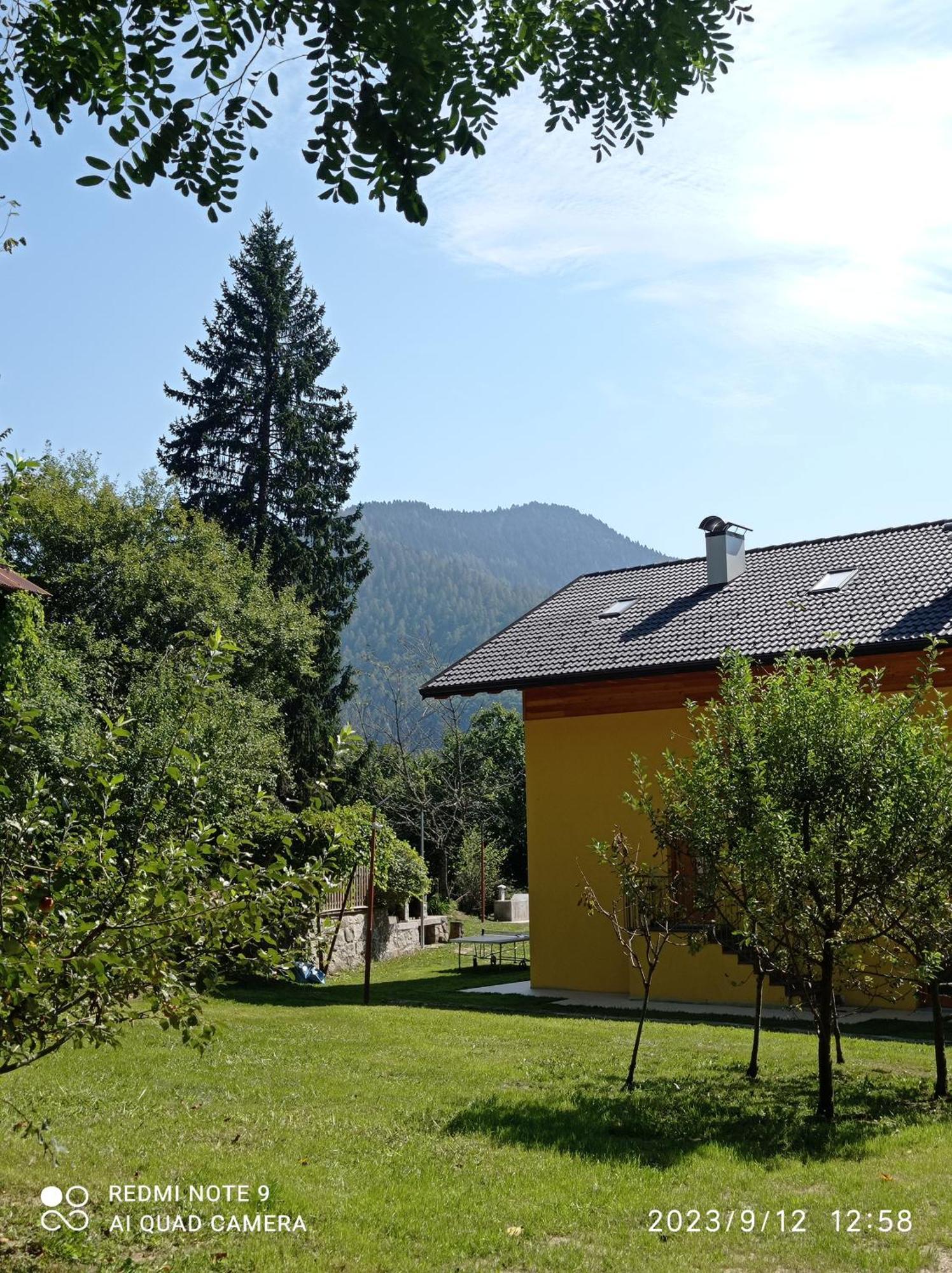 Baita Figliezzi Castello Tesino Exterior photo